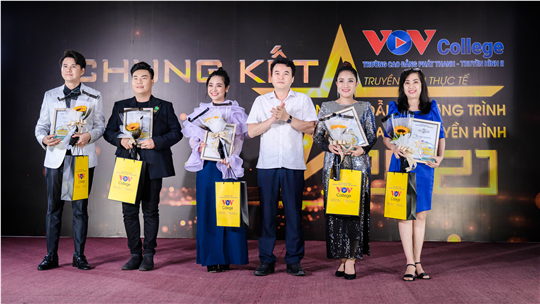 VOV College tổ chức chung kết cuộc thi Người dẫn chương trình Phát thanh - Truyền hình lần 2