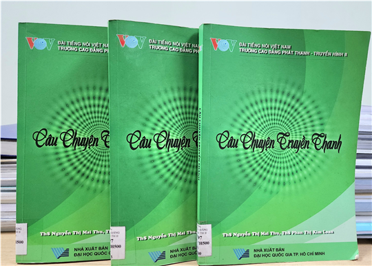 Giới thiệu giáo trình VOV College: Câu chuyện truyền thanh