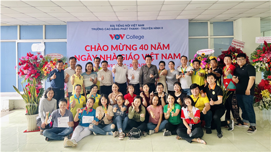 Trường Cao đẳng Phát thanh - Truyền hình II: Hội thao - Văn nghệ chào mừng ngày 20/11