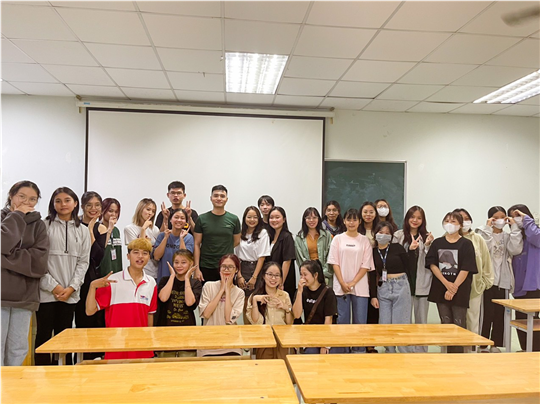 KỊCH BẢN PHÁT THANH - TRUYỀN HÌNH: MÔN HỌC GIÚP SINH VIÊN ĐẾN GẦN HƠN VỚI NGHỀ