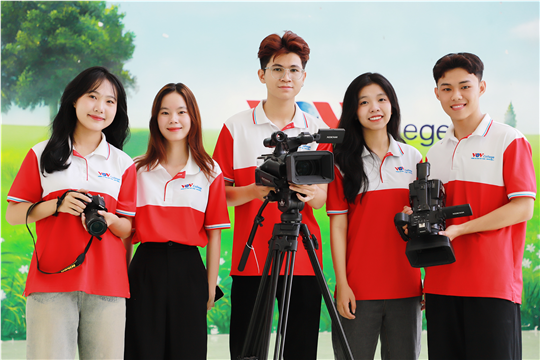 CHỌN NGÀNH HOT CỦA KHOA CÔNG NGHỆ TRUYỀN THÔNG - TRƯỜNG CAO ĐẲNG PHÁT THANH - TRUYỀN HÌNH II, TẠI SAO KHÔNG?